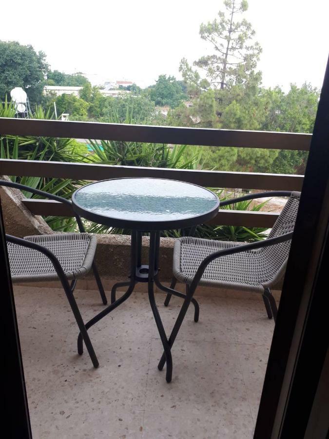 Christos Apartments Dhrousha Bagian luar foto