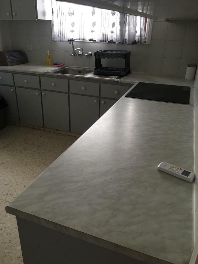Christos Apartments Dhrousha Bagian luar foto