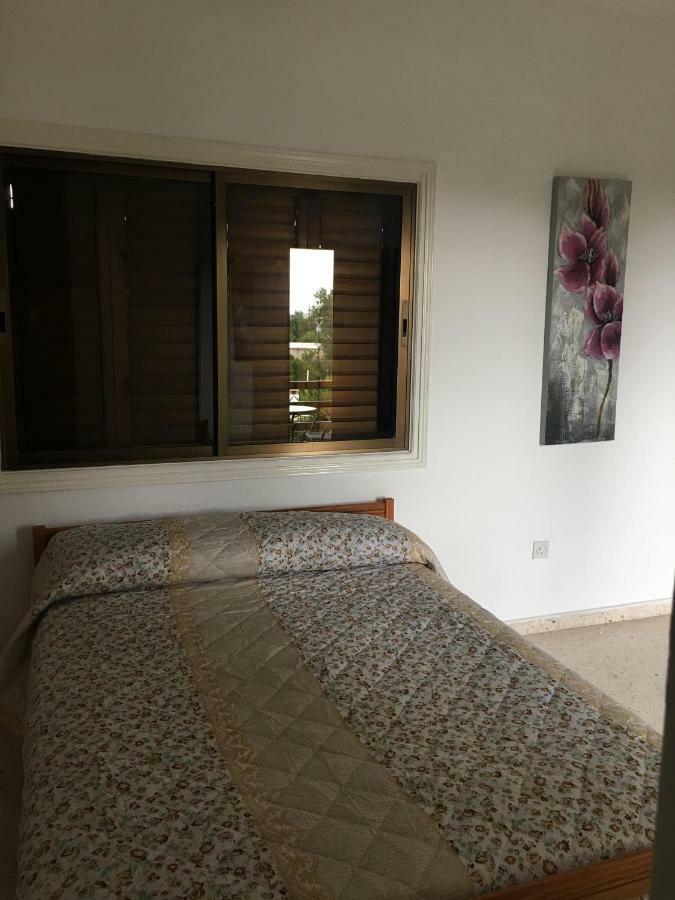 Christos Apartments Dhrousha Bagian luar foto